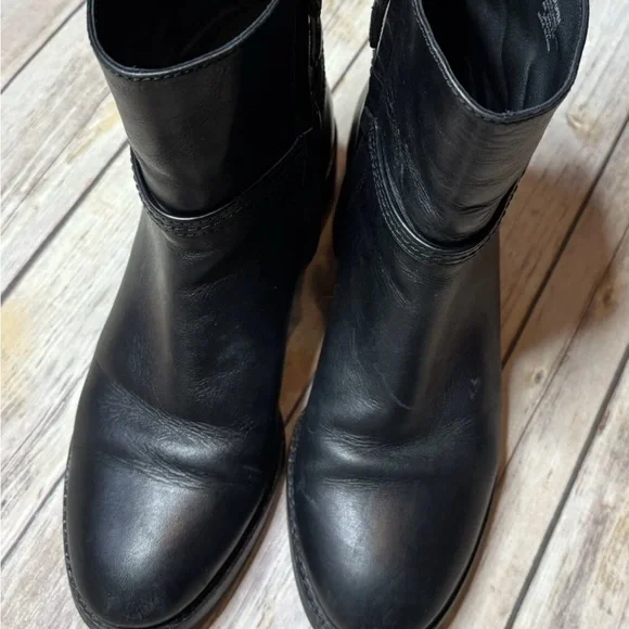 Tory Burch Black Ankle Boots - Picture 3 of 7